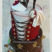 Burlesque Moulin Rouge Cake $395