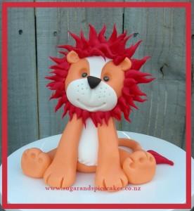 lion tutorial cake