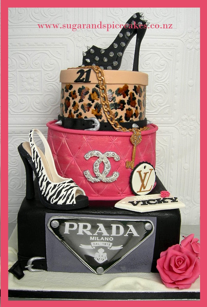Louis Vuitton - Decorated Cake by Wendy - CakesDecor
